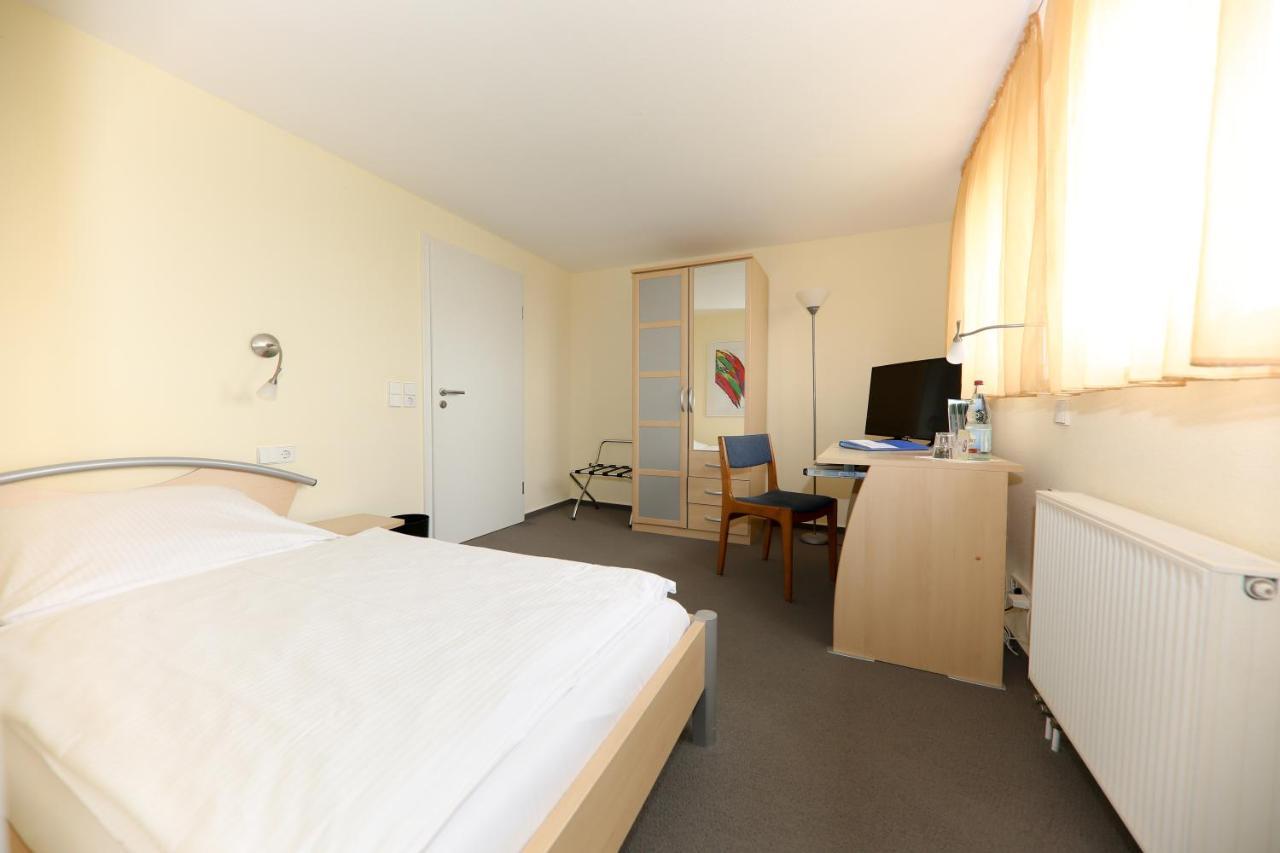 Hotel Albblick Bad Boll Exterior foto